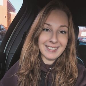 Meet your Posher, Deanna